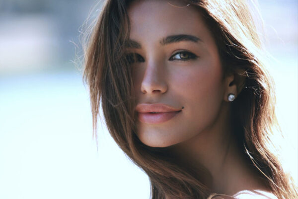 Sofia Valleri: a girl in Paris
